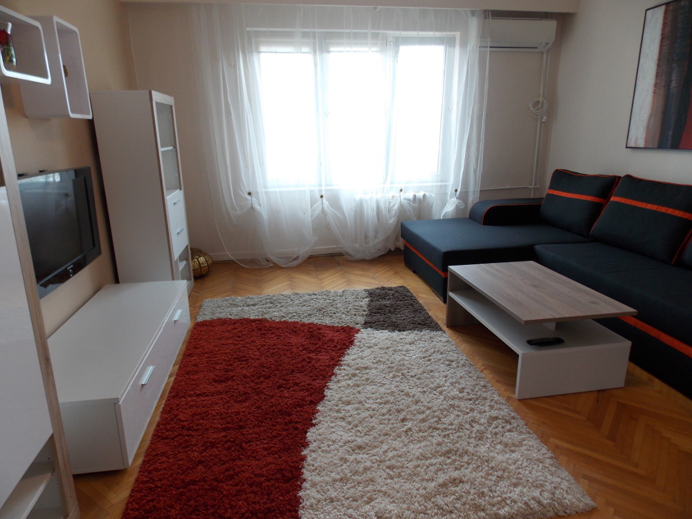 apartament-3-camere-de-inchiriat-Decebal-Oradea-AP86