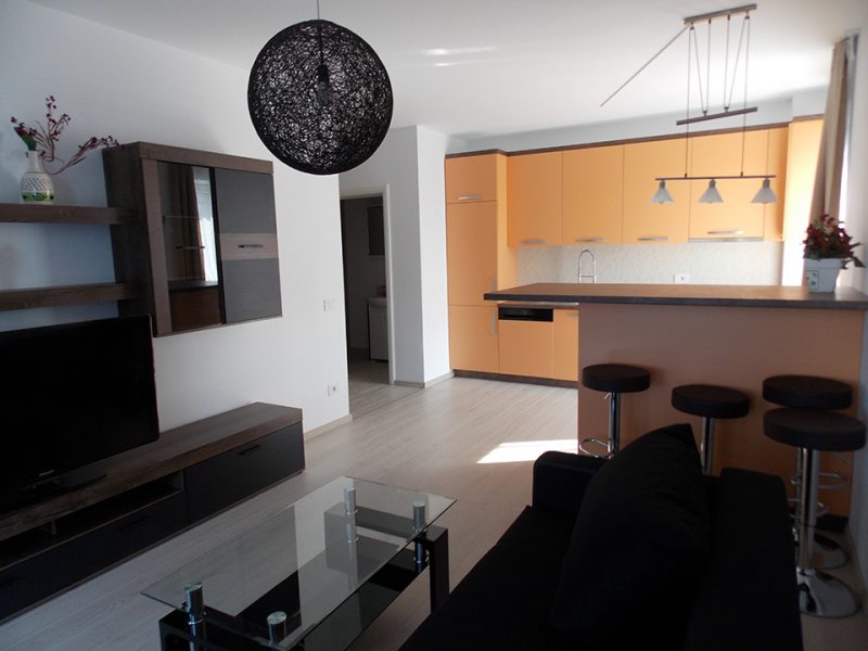 apartament-3-camere-de-inchiriat-Prima-Universitatii-Oradea-AP102