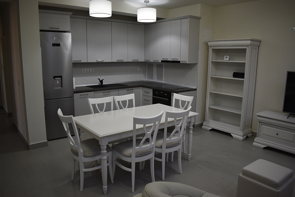 apartament-3-camere-de-inchiriat-zona-centrala-Oradea-AP134