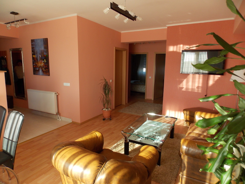 apartament-3-camere-de-inchiriat-Iosia-AP153